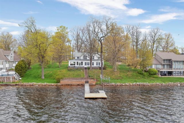 61305 Crooked Creek Road, Cassopolis, MI 49031