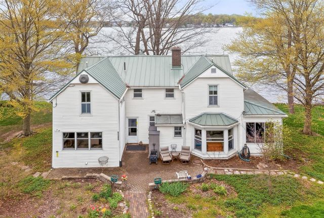 61305 Crooked Creek Road, Cassopolis, MI 49031