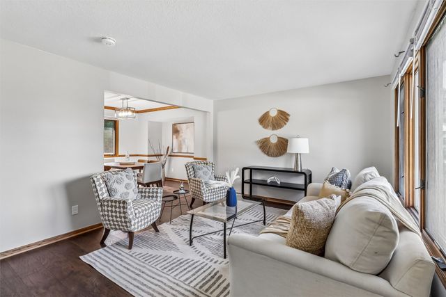 2150 NW 138th Street, Clive, IA 50325