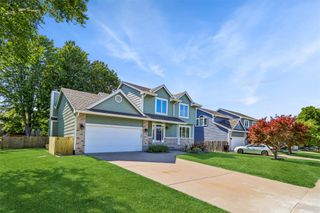 2150 NW 138th Street, Clive, IA 50325