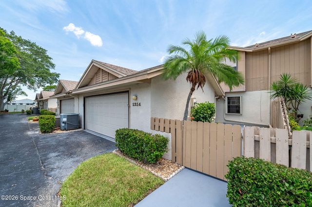 1214 Island Green Drive NE B3-9, Palm Bay, FL 32905
