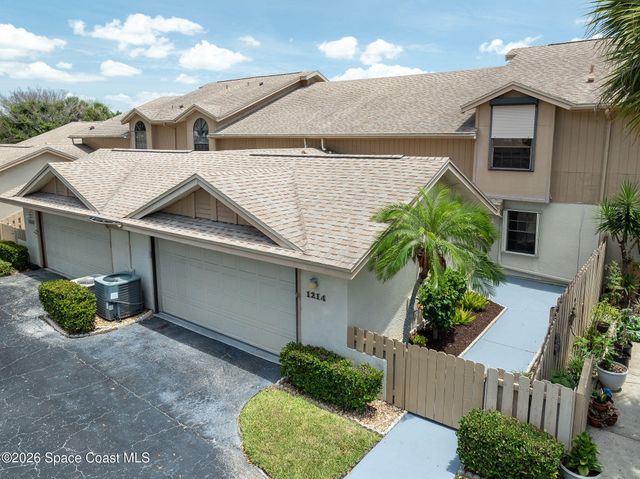 1214 Island Green Drive NE B3-9, Palm Bay, FL 32905