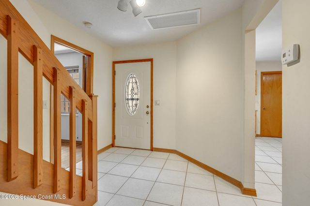 1214 Island Green Drive NE B3-9, Palm Bay, FL 32905