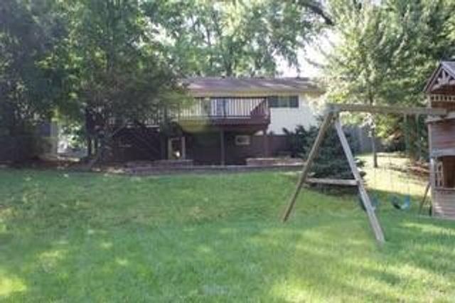 1402 SW Peggy Circle, Lee's Summit, MO 64081