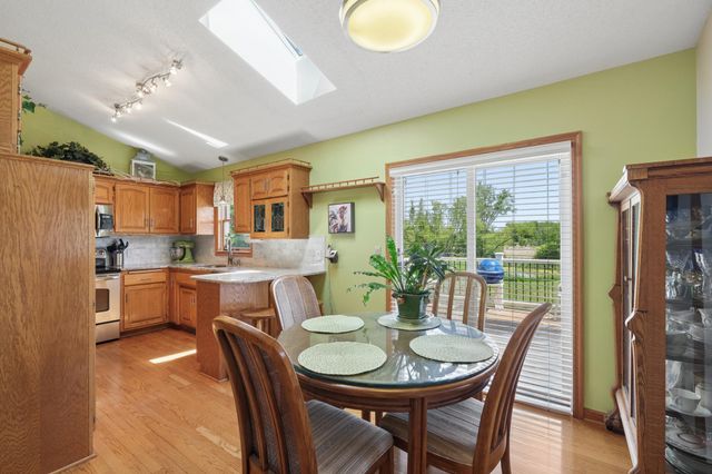 5461 Golfview Avenue N, Oakdale, MN 55128