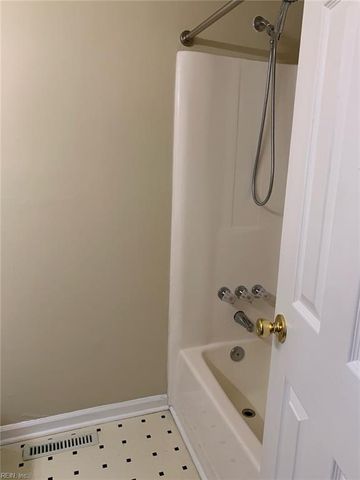 2522 Drum Creek RD, Chesapeake, VA 23321