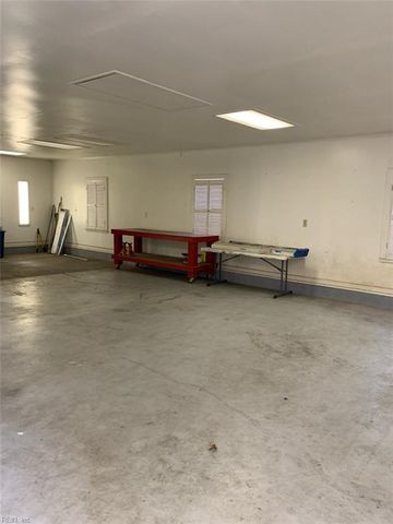 2522 Drum Creek RD, Chesapeake, VA 23321