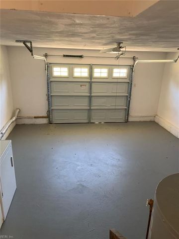 2522 Drum Creek RD, Chesapeake, VA 23321