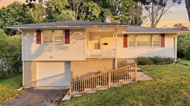 50 Hunters Ln, Sparta Twp., NJ 07871