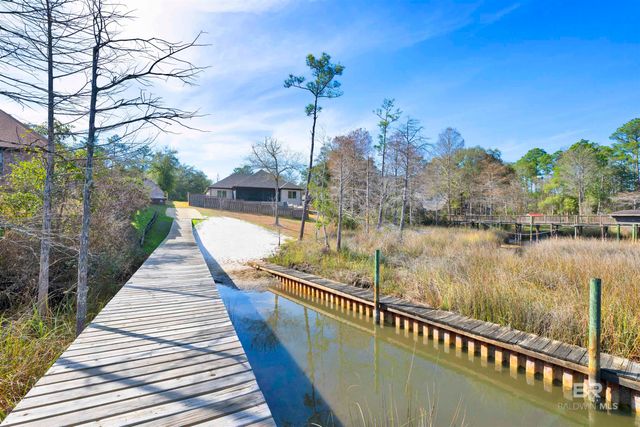 9492 Neumann Drive, Elberta, AL 36530