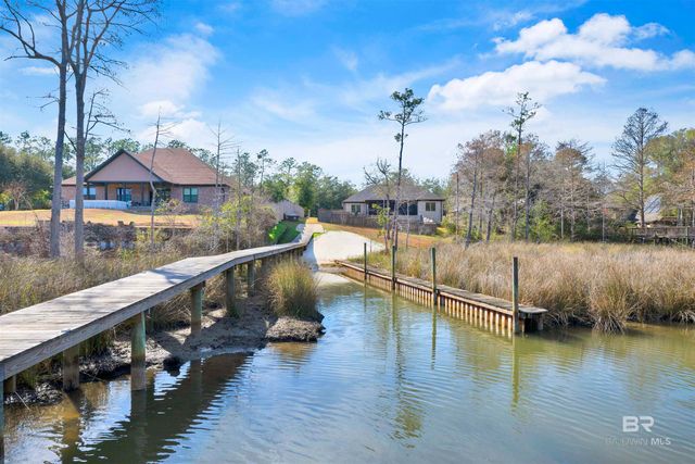 9492 Neumann Drive, Elberta, AL 36530