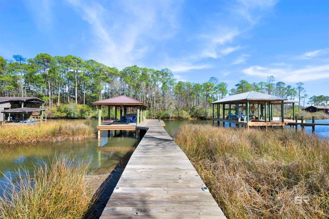 9492 Neumann Drive, Elberta, AL 36530