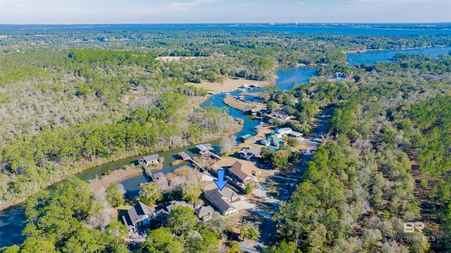 9492 Neumann Drive, Elberta, AL 36530