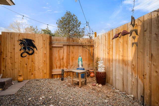 122 SW 10th Street, Redmond, OR 97756