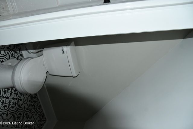 2012 W Main St, Louisville, KY 40203