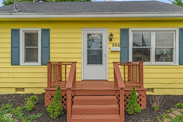 246 N 6th Avenue, Beech Grove, IN 46107