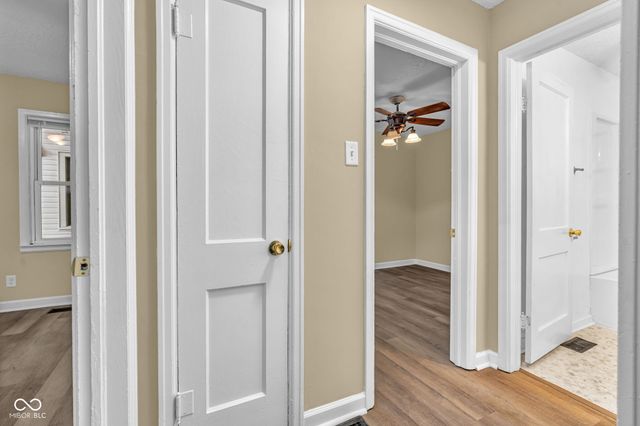 246 N 6th Avenue, Beech Grove, IN 46107