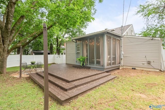 2039 Vanderbilt Drive SW, Huntsville, AL 35801