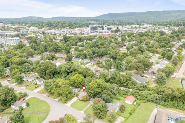 2039 Vanderbilt Drive SW, Huntsville, AL 35801