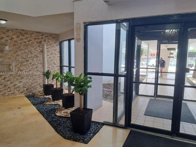 2025 NE 164 307 307, North Miami Beach, FL 33162