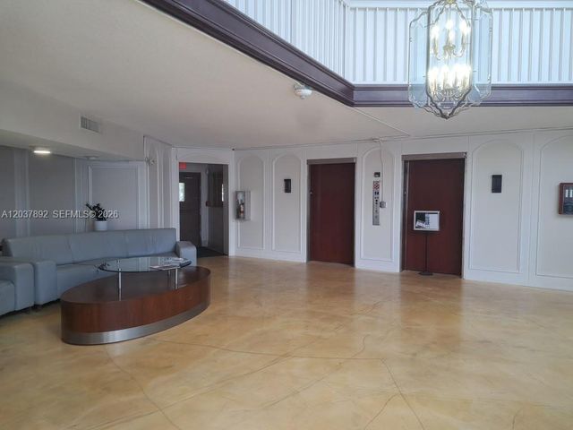 2025 NE 164 307 307, North Miami Beach, FL 33162
