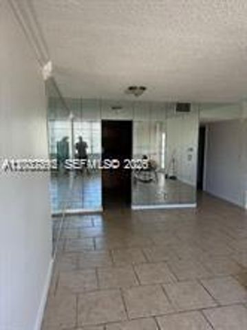 2025 NE 164 307 307, North Miami Beach, FL 33162