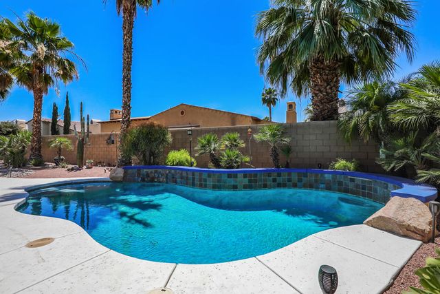 81579 Rancho Santana Drive, La Quinta, CA 92253