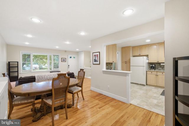11937 BAYSWATER RD, Gaithersburg, MD 20878