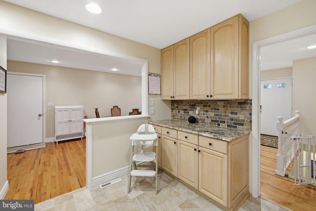11937 BAYSWATER RD, Gaithersburg, MD 20878