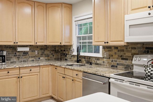 11937 BAYSWATER RD, Gaithersburg, MD 20878