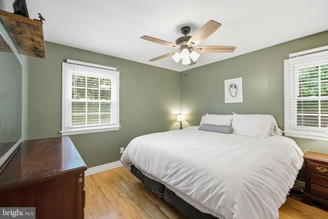11937 BAYSWATER RD, Gaithersburg, MD 20878