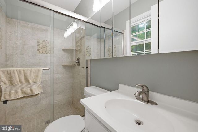 11937 BAYSWATER RD, Gaithersburg, MD 20878