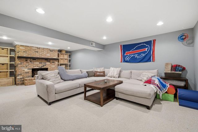 11937 BAYSWATER RD, Gaithersburg, MD 20878