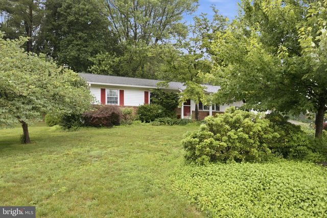 11937 BAYSWATER RD, Gaithersburg, MD 20878