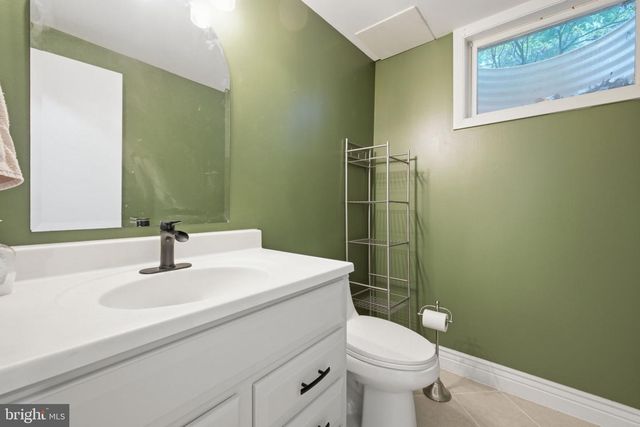 11937 BAYSWATER RD, Gaithersburg, MD 20878