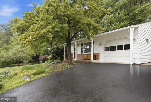 11937 BAYSWATER RD, Gaithersburg, MD 20878