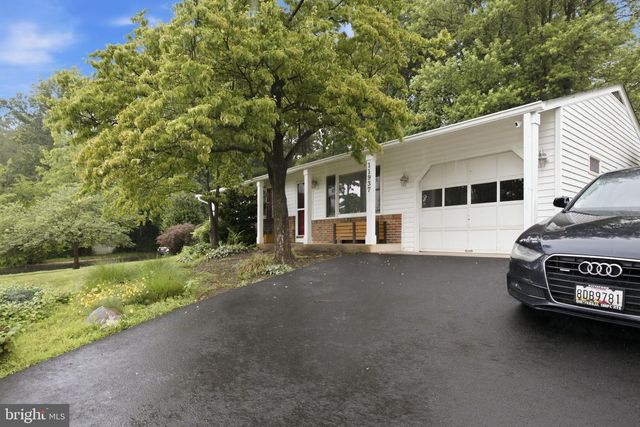 11937 BAYSWATER RD, Gaithersburg, MD 20878