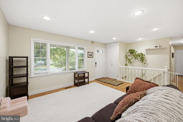 11937 BAYSWATER RD, Gaithersburg, MD 20878