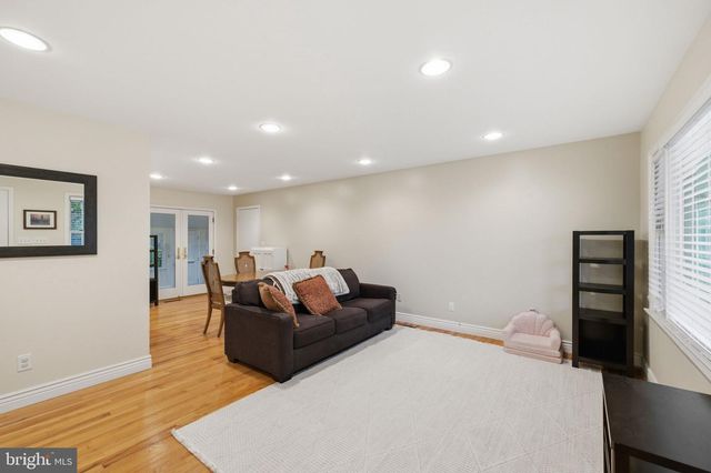 11937 BAYSWATER RD, Gaithersburg, MD 20878