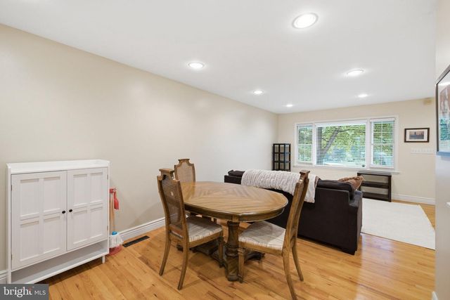 11937 BAYSWATER RD, Gaithersburg, MD 20878