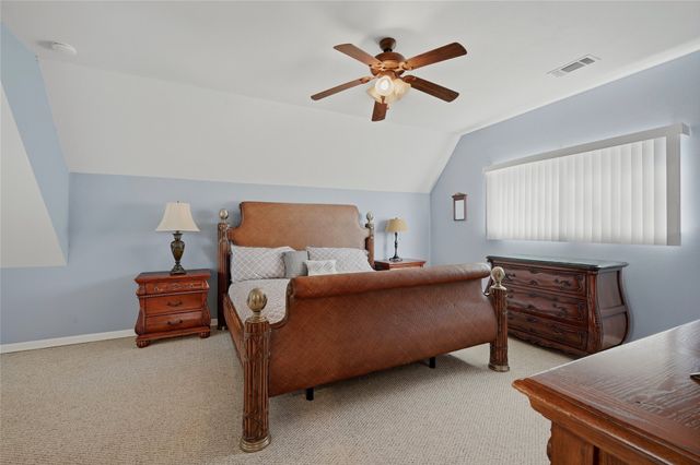 102 Hacienda Drive, Pottsboro, TX 75076