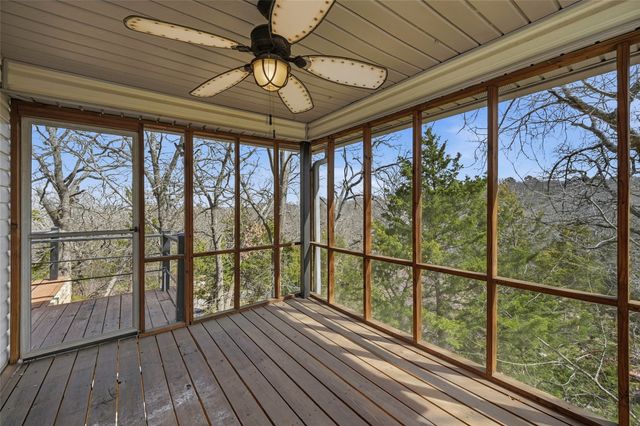 102 Hacienda Drive, Pottsboro, TX 75076