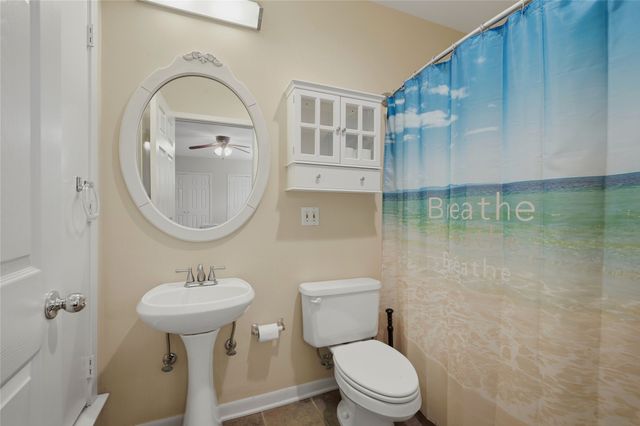 102 Hacienda Drive, Pottsboro, TX 75076