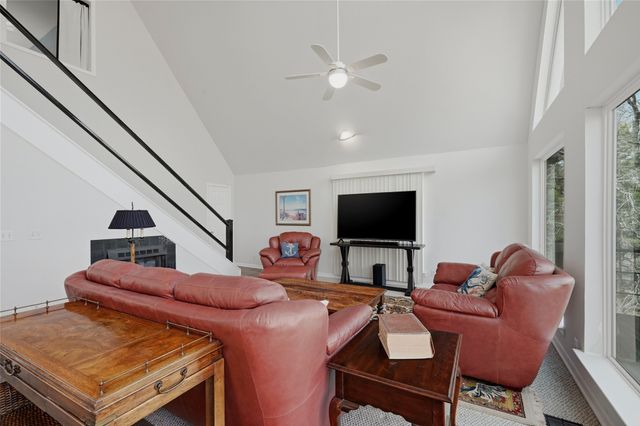 102 Hacienda Drive, Pottsboro, TX 75076