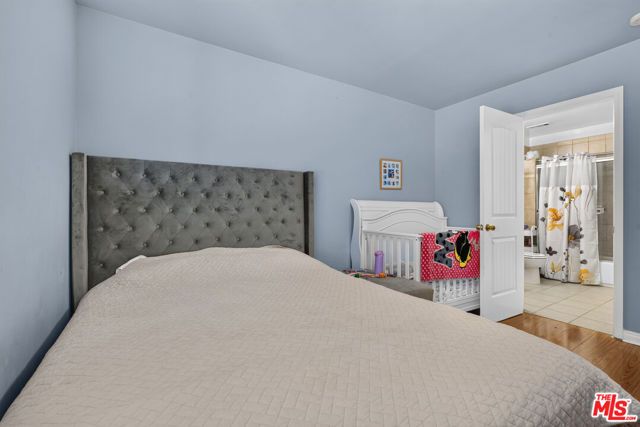 14618 Gilmore Street 4, Los Angeles, CA 91411