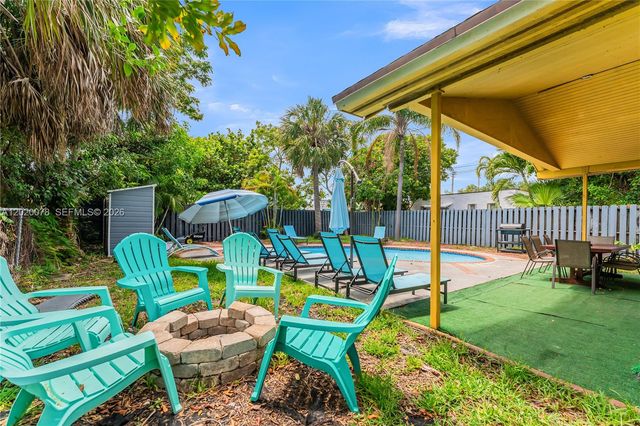 1738 N 16th Ct, Hollywood, FL 33020