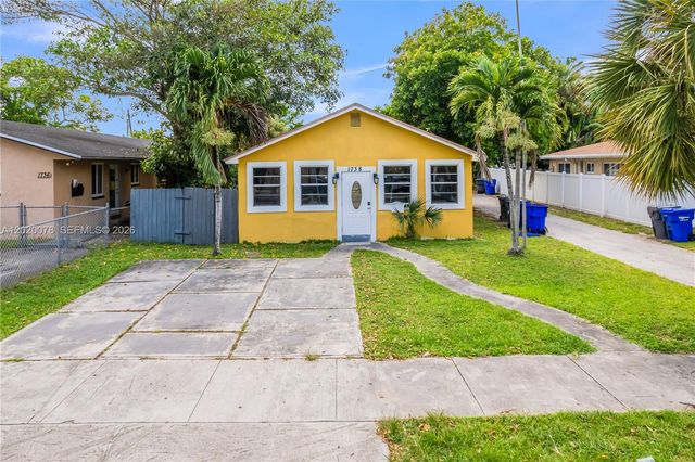 1738 N 16th Ct, Hollywood, FL 33020