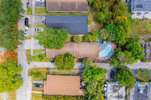 1738 N 16th Ct, Hollywood, FL 33020