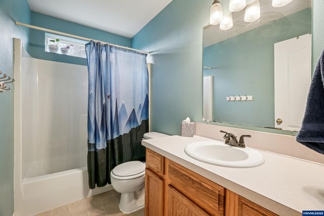 314 NW Elderberry Ln, Dallas, OR 97338