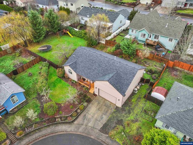 314 NW Elderberry Ln, Dallas, OR 97338